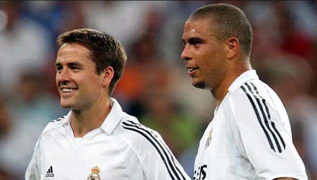 4年的收入 4年的收入